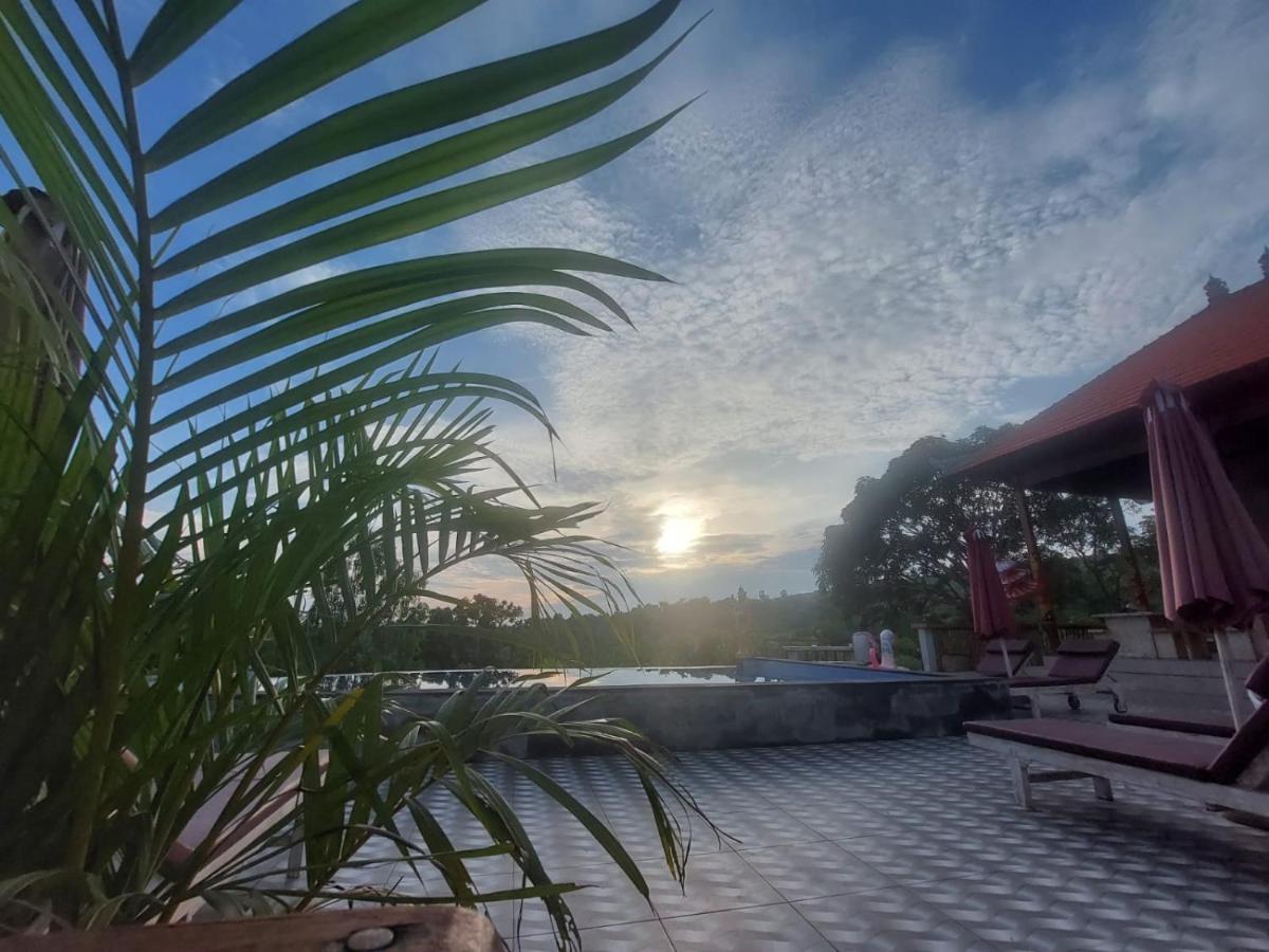 Innora Jungle Resort And Spa Batununggul Екстериор снимка