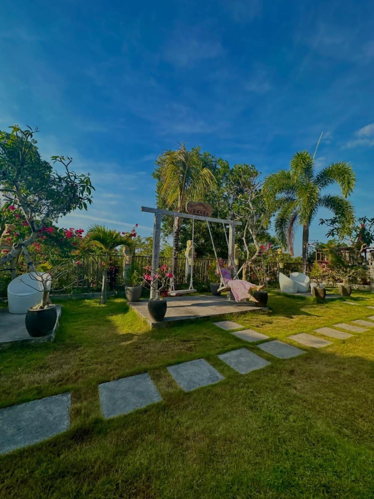 Innora Jungle Resort And Spa Batununggul Екстериор снимка