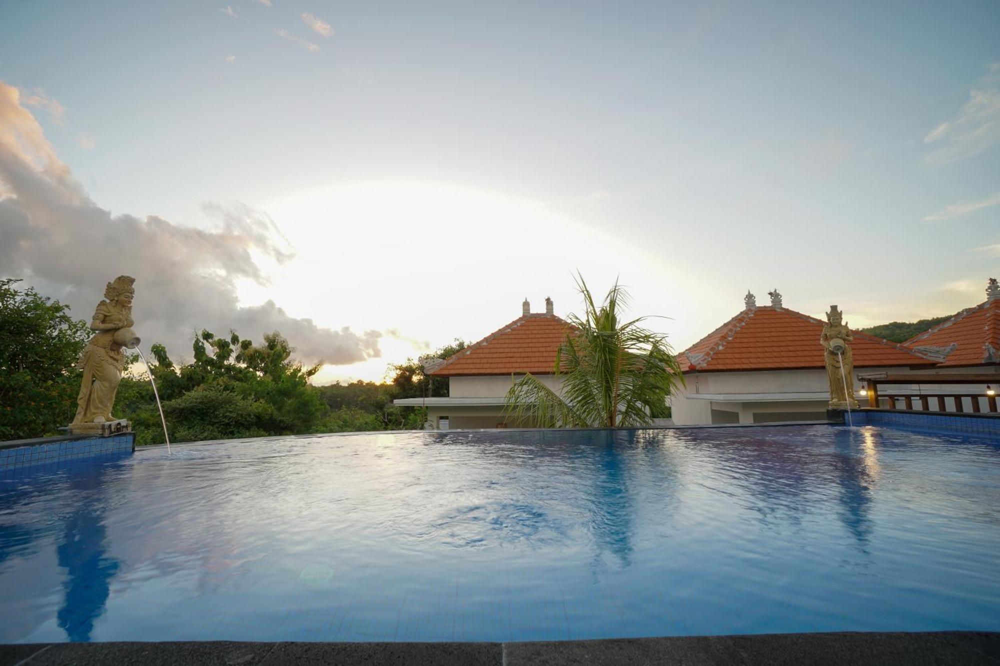 Innora Jungle Resort And Spa Batununggul Екстериор снимка